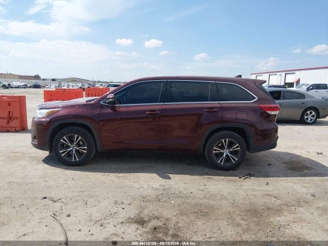 2017 TOYOTA HIGHLANDER LE PLUS 15