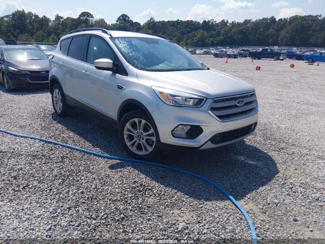 2018 FORD ESCAPE SE 1