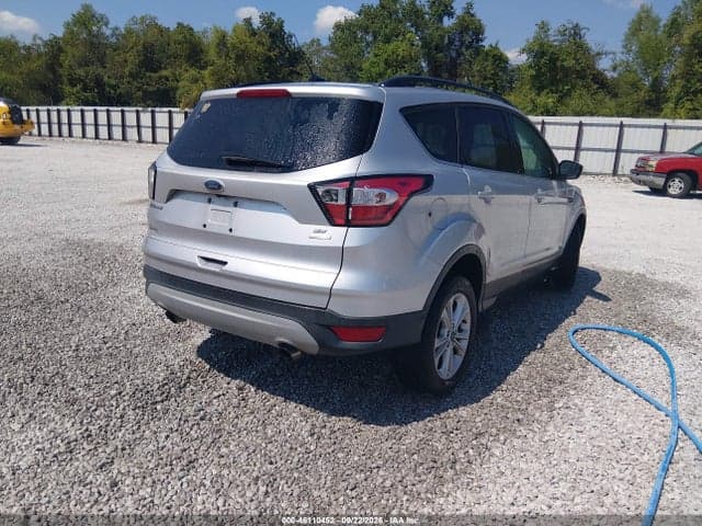 2018 FORD ESCAPE SE 4