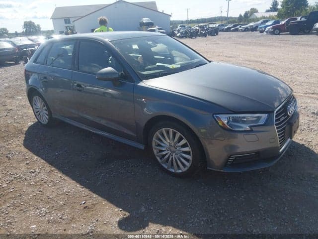 2017 AUDI A3 E-TRON 1.4T PREMIUM 1