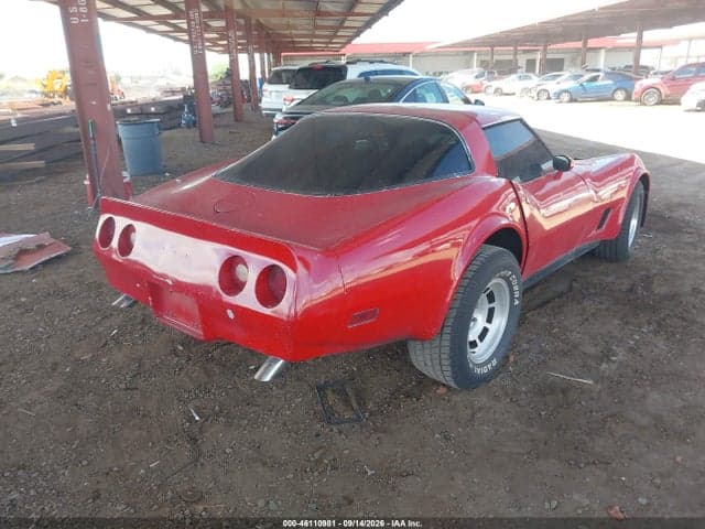 1982 CHEVROLET CORVETTE 4
