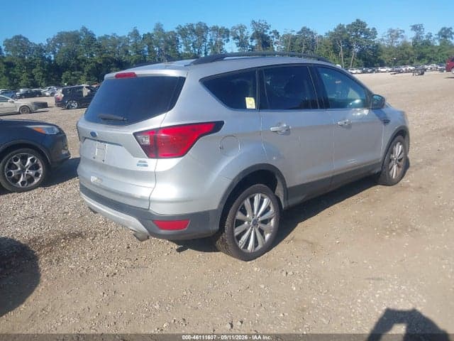 2019 FORD ESCAPE SEL 4