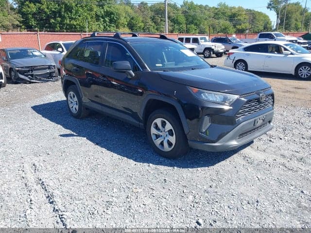 2021 TOYOTA RAV4 LE 1