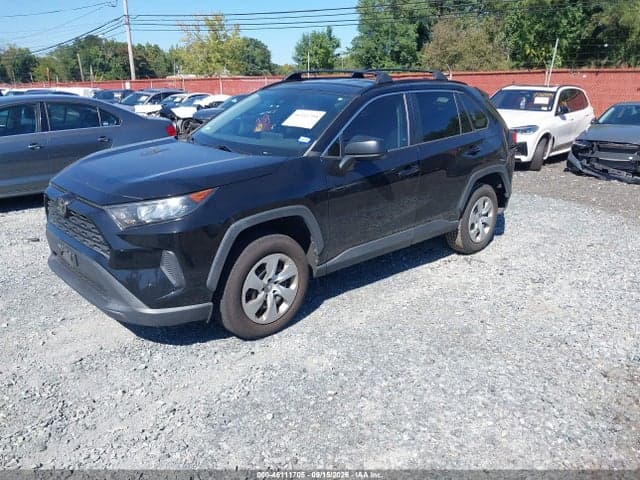2021 TOYOTA RAV4 LE 2
