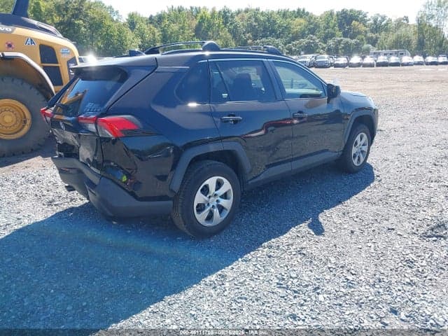 2021 TOYOTA RAV4 LE 4