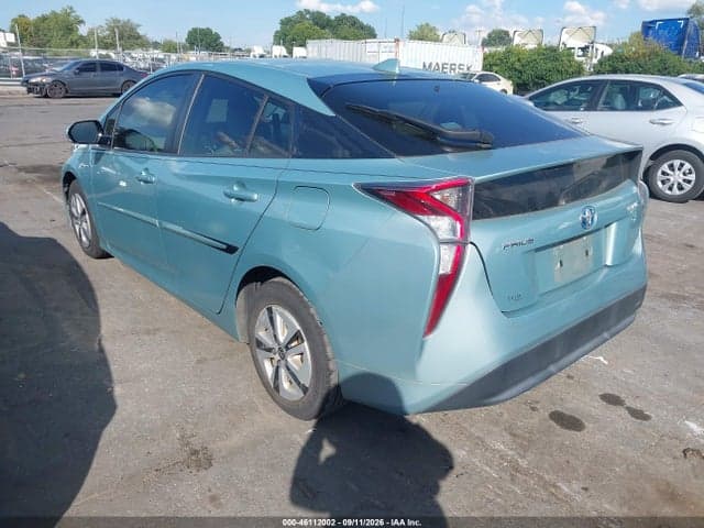2017 TOYOTA PRIUS THREE 3