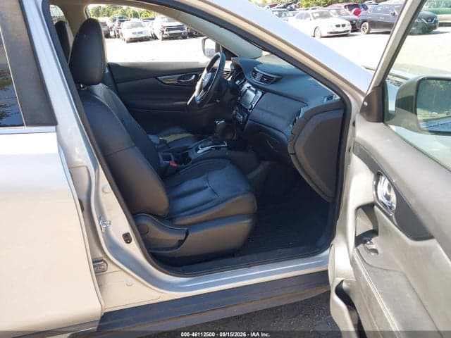 2017 NISSAN ROGUE SL 5