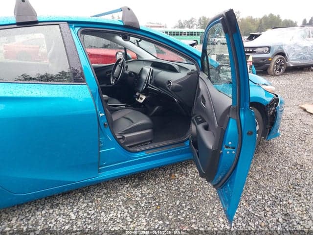 2018 TOYOTA PRIUS PRIME PREMIUM 5
