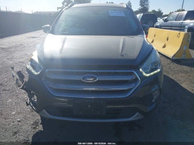 2017 FORD ESCAPE TITANIUM 12