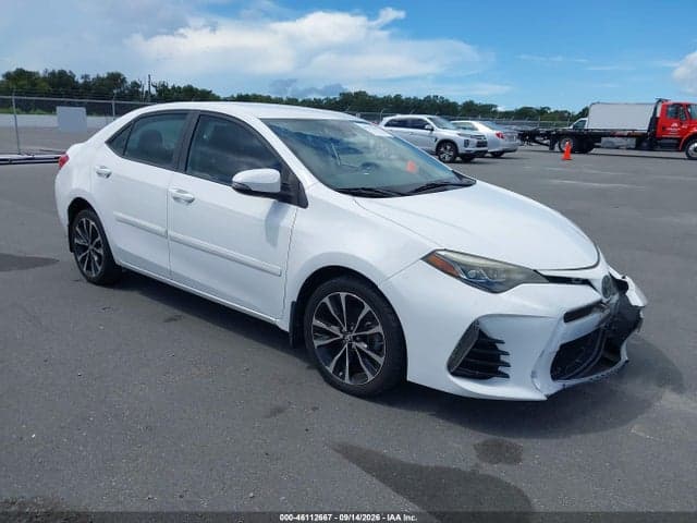 2017 TOYOTA COROLLA SE 1
