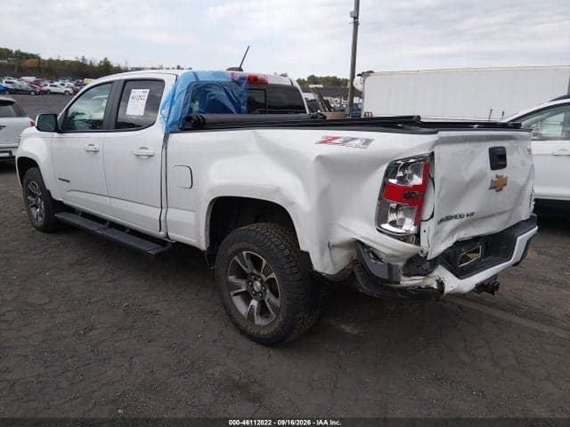 2017 CHEVROLET COLORADO Z71 3