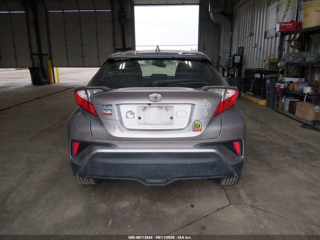 2019 TOYOTA C-HR LE 16