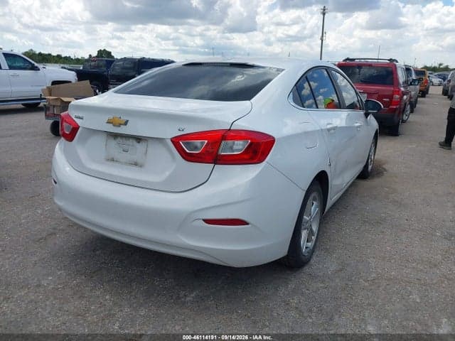 2017 CHEVROLET CRUZE LT AUTO 4