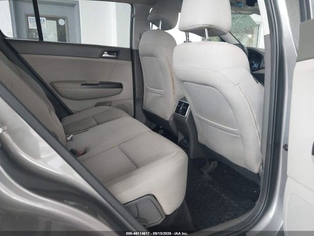 2017 KIA SPORTAGE LX 8