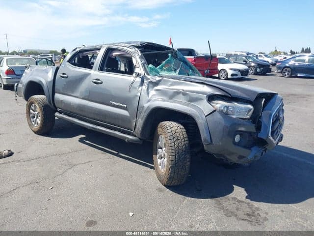 2017 TOYOTA TACOMA SR5 V6 1