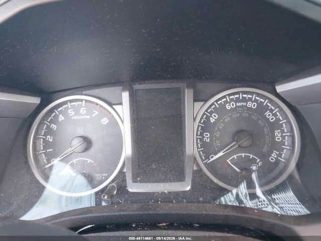 2017 TOYOTA TACOMA SR5 V6 16
