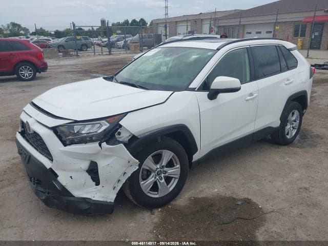 2019 TOYOTA RAV4 XLE 2