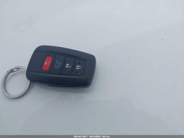 2019 TOYOTA RAV4 XLE 11