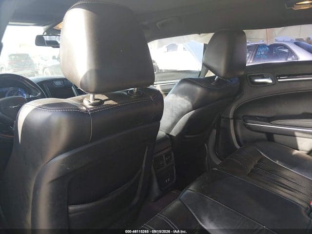 2018 CHRYSLER 300 300S 18