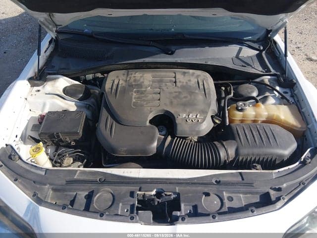 2018 CHRYSLER 300 300S 10