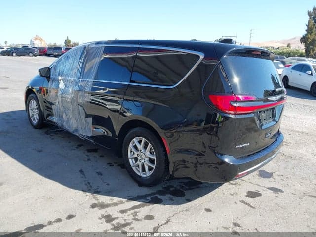 2024 CHRYSLER PACIFICA TOURING L 3
