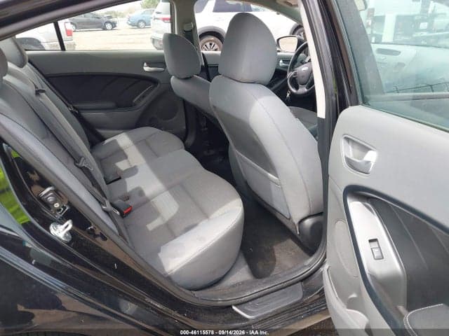2017 KIA FORTE LX 8