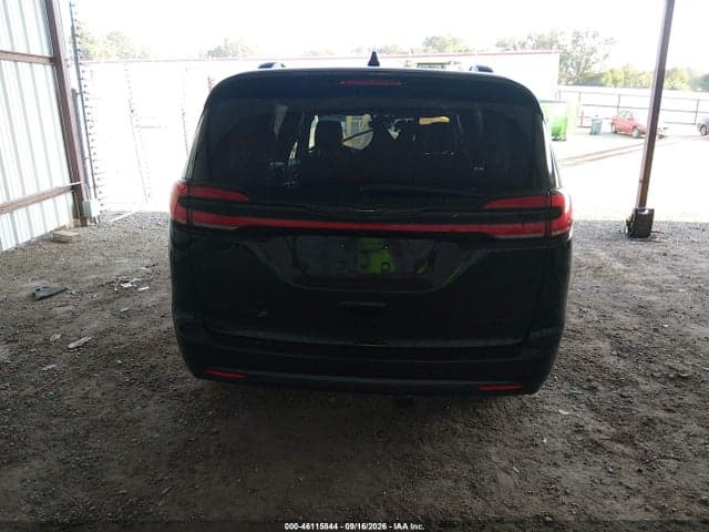 2025 CHRYSLER PACIFICA LIMITED 17