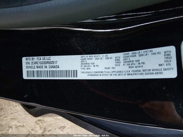 2025 CHRYSLER PACIFICA LIMITED 9