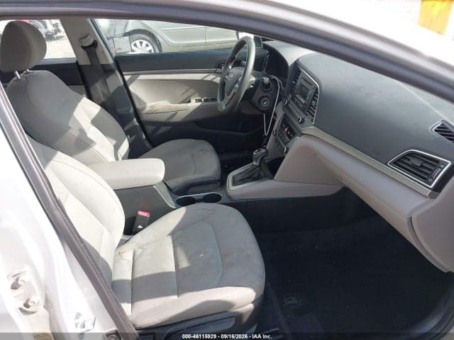 2017 HYUNDAI ELANTRA SE 5