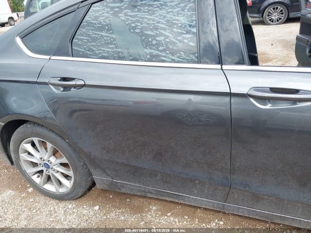 2017 FORD FUSION SE 6