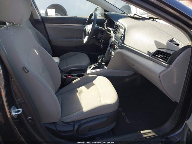 2020 HYUNDAI ELANTRA SE 5