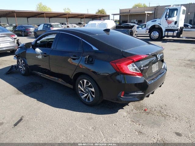 2018 HONDA CIVIC EX 3