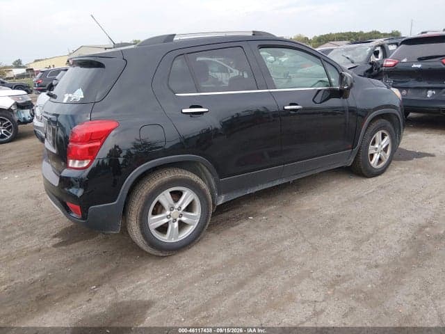 2017 CHEVROLET TRAX LT 4