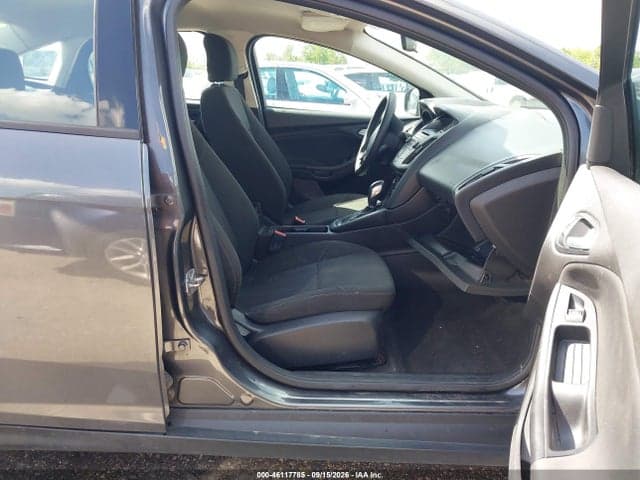 2017 FORD FOCUS SE 5