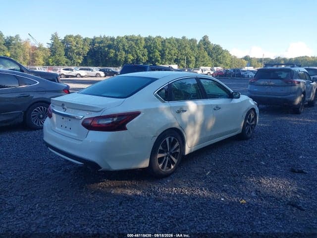 2017 NISSAN ALTIMA 2.5 SR 4