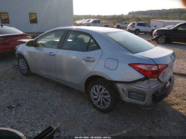 2017 TOYOTA COROLLA LE 3