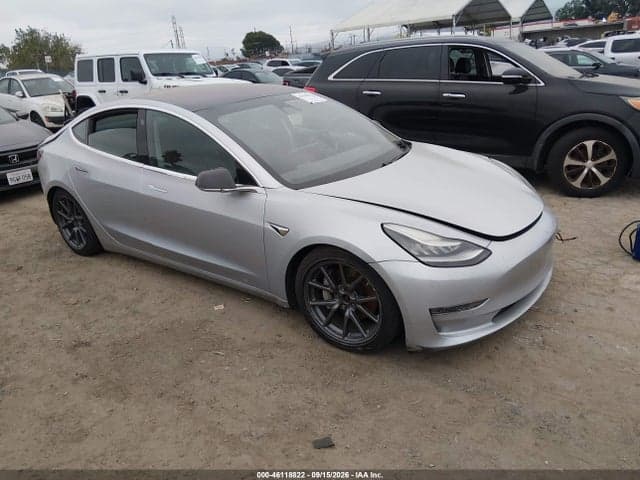 2018 TESLA MODEL 3 LONG RANGE/PERFORMANCE 1