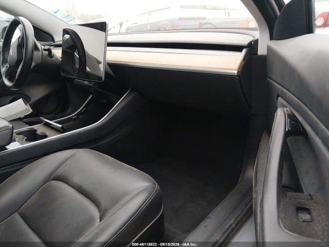 2018 TESLA MODEL 3 LONG RANGE/PERFORMANCE 5