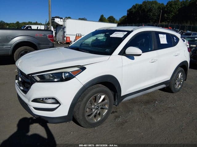 2017 HYUNDAI TUCSON SE 2