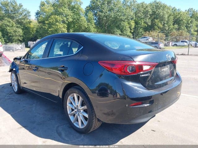 2017 MAZDA MAZDA3 TOURING 3
