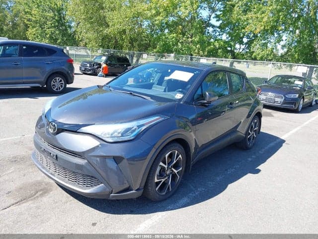 2021 TOYOTA C-HR XLE 2