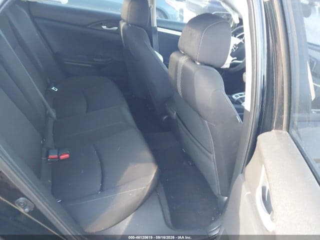 2018 HONDA CIVIC EX 8