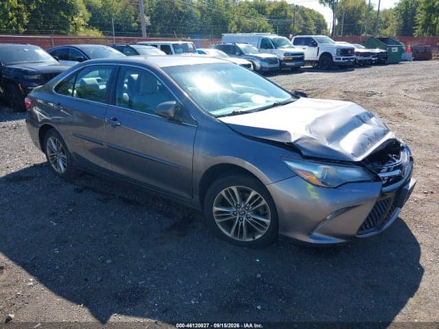 2017 TOYOTA CAMRY SE