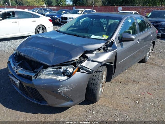 2017 TOYOTA CAMRY SE 6