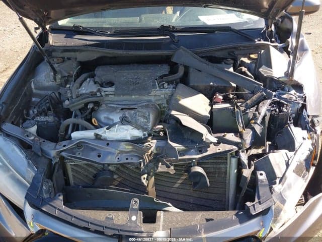 2017 TOYOTA CAMRY SE 10