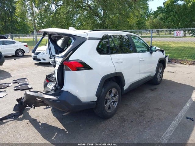 2023 TOYOTA RAV4 XLE 4