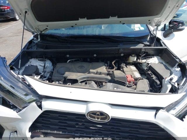 2023 TOYOTA RAV4 XLE 10