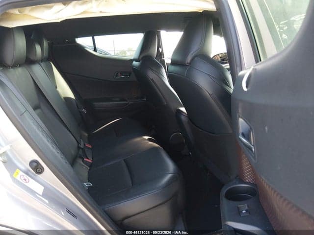 2019 TOYOTA C-HR LIMITED 8
