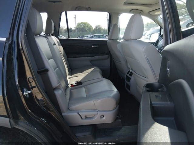 2017 HONDA PILOT EX-L 8