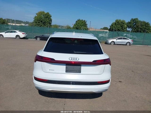 2019 AUDI E-TRON PREMIUM PLUS 16